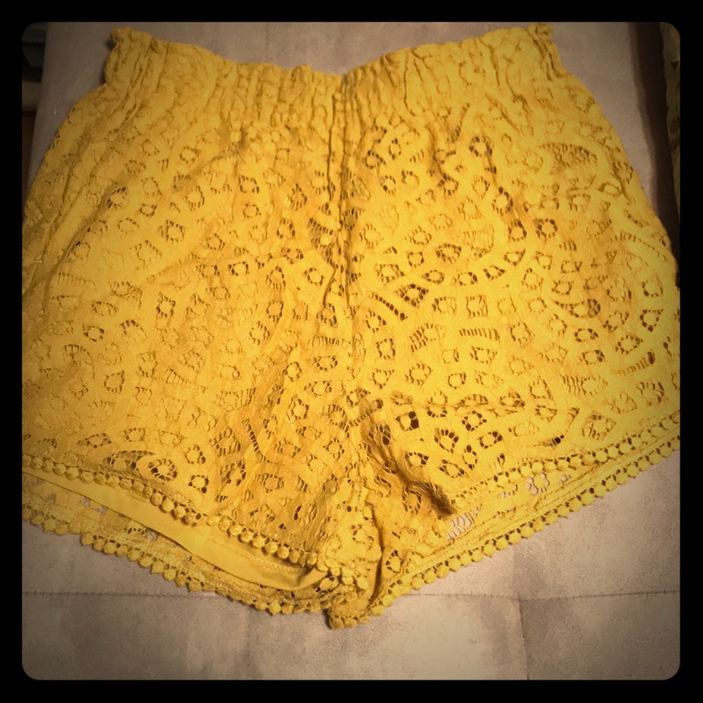 Brand new mustard dress shorts